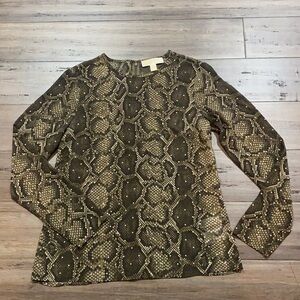 5 for $25 Michael Michael‎ KORS snake skin gold studded blouse
